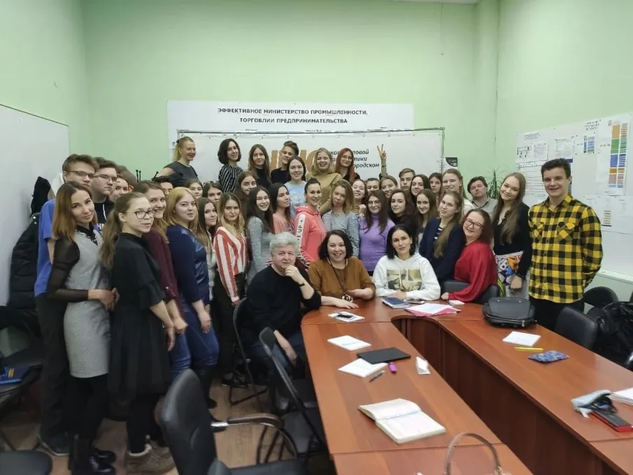 В Нижегородской области продлили набор в школу медиаволонтеров при региональном Минпроме