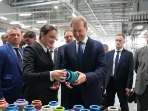 Денис Мантуров принял участие в открытии завода по производству силикагелей и силиказолей в ОЭЗ «Кулибин» в Дзержинске