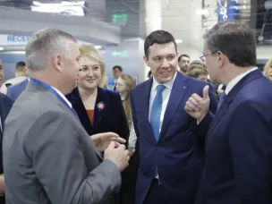 Глеб Никитин представил нижегородскую модель развития индустрии детских товаров на Всероссийском конгрессе в Москве